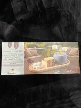 Brookstone Neutral Wood and Gray S'mores Maker Kit